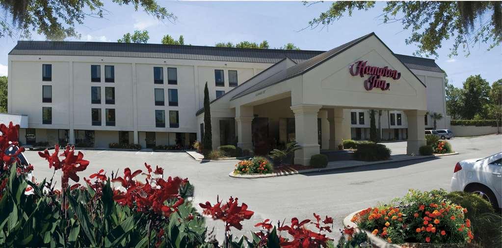 Hampton Inn Гейнсвилл Экстерьер фото