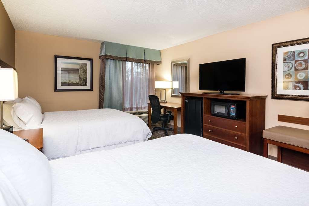 Hampton Inn Гейнсвилл Номер фото