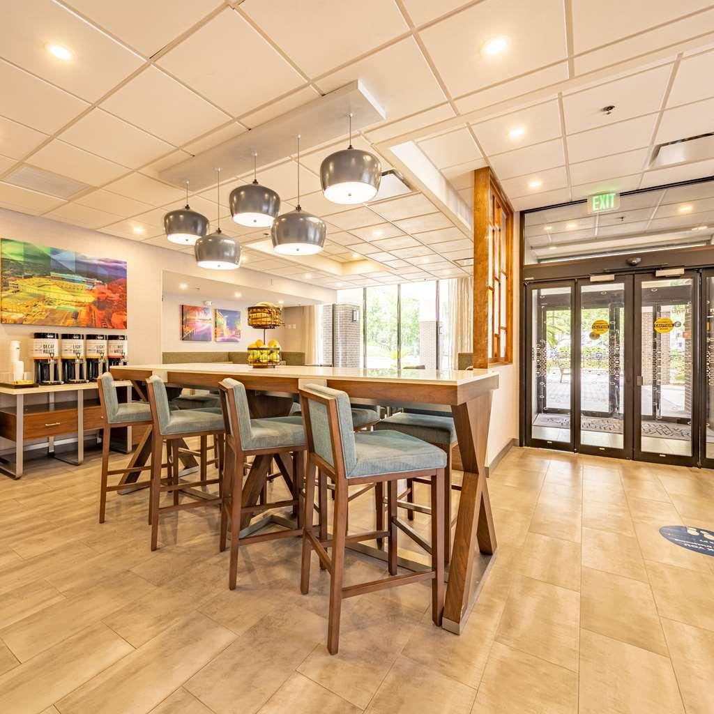Hampton Inn Гейнсвилл Интерьер фото